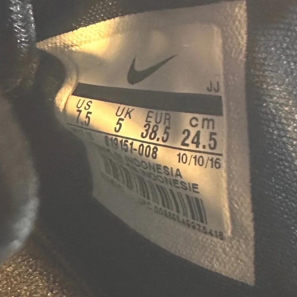Nike Air Huarache Running‎ Shoes Black White Womens Size 7.5 US 6 UK 38.5 EU